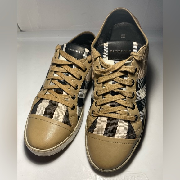 Burberry beige nova check canvas and leather cap toe Snearkers size 40. Usa 9 - Picture 11 of 15
